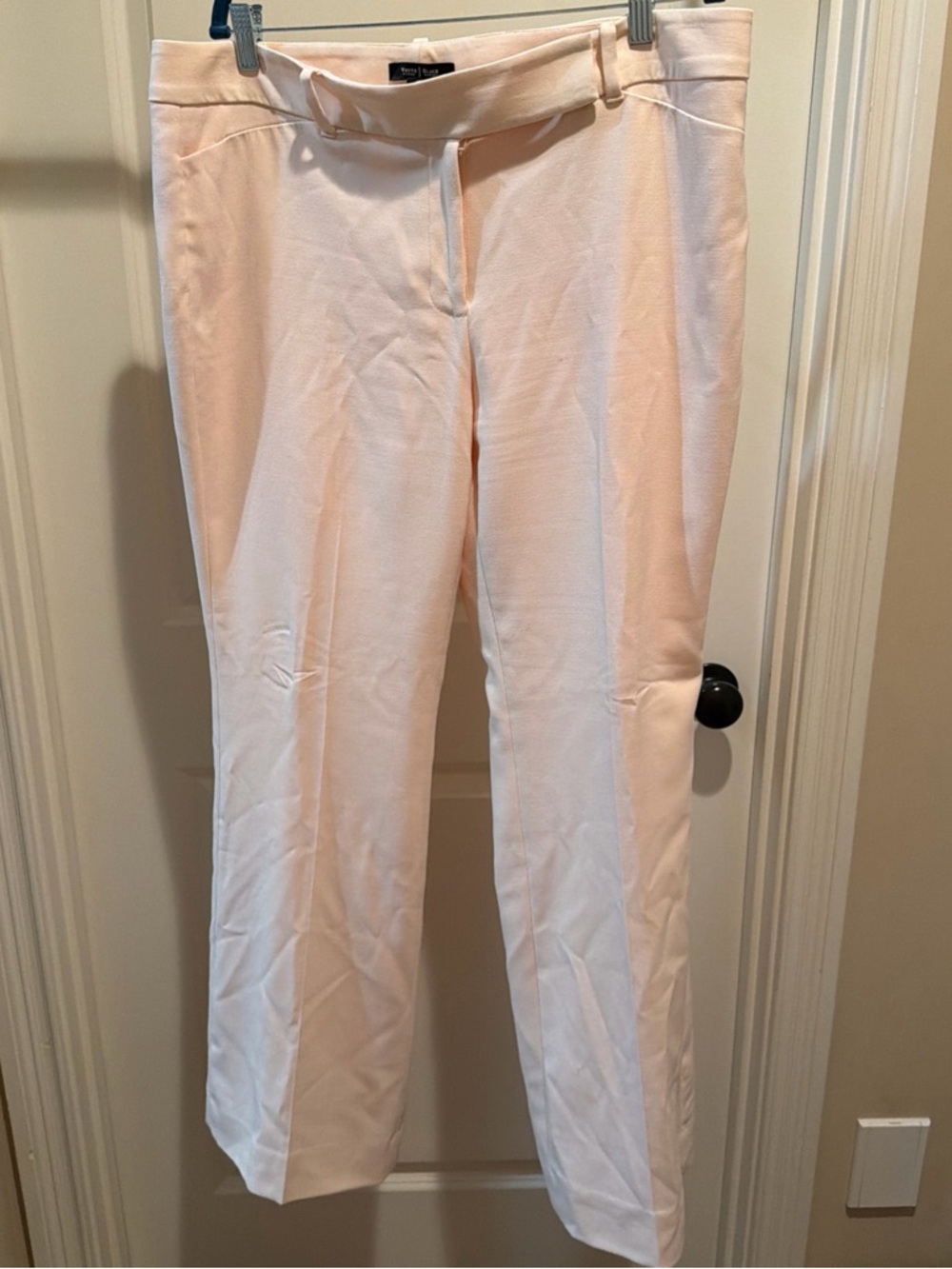 White House Black Market Cream Cropped Dress Pants